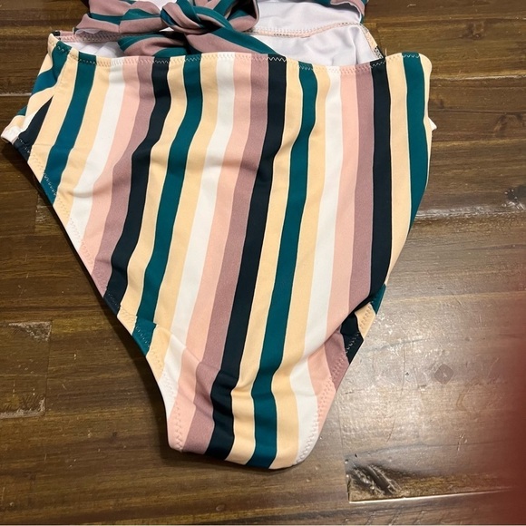 Cupshe Miss U Green One Piece Tropical Leaves Stripes Zipper Back Tie Small - Picture 4 of 9